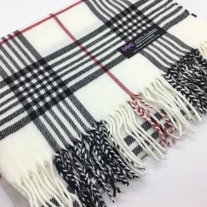 NEW - 100% Cashmere Scarf from Scotland (Boutique)